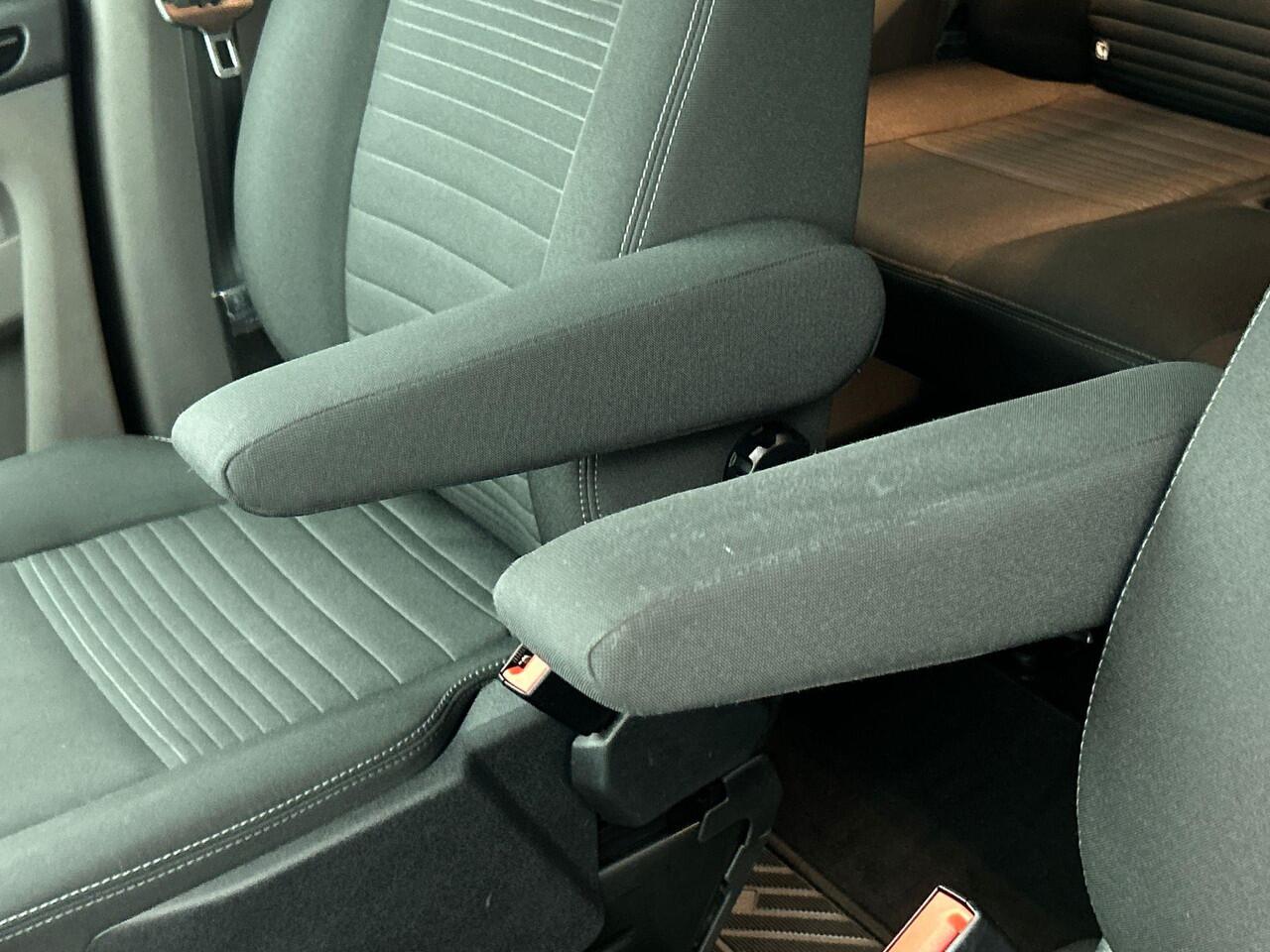 Ford TRANSIT CUSTOM 300 2.0 TDCI L2H1 Limited Dubbele Cabine Navi| Airco| 2 Schuifdeuren | Trekhaak| PDC| Carplay| DAB|