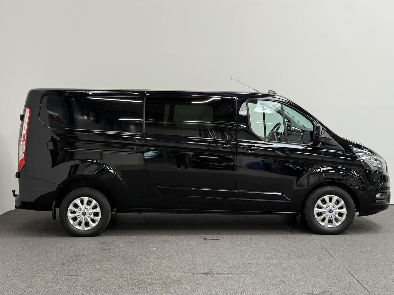 Ford TRANSIT CUSTOM 300 2.0 TDCI L2H1 Limited Dubbele cabine Navi Airco 2 Schuifdeuren Trekhaak PDC Camera Carplay DAB
