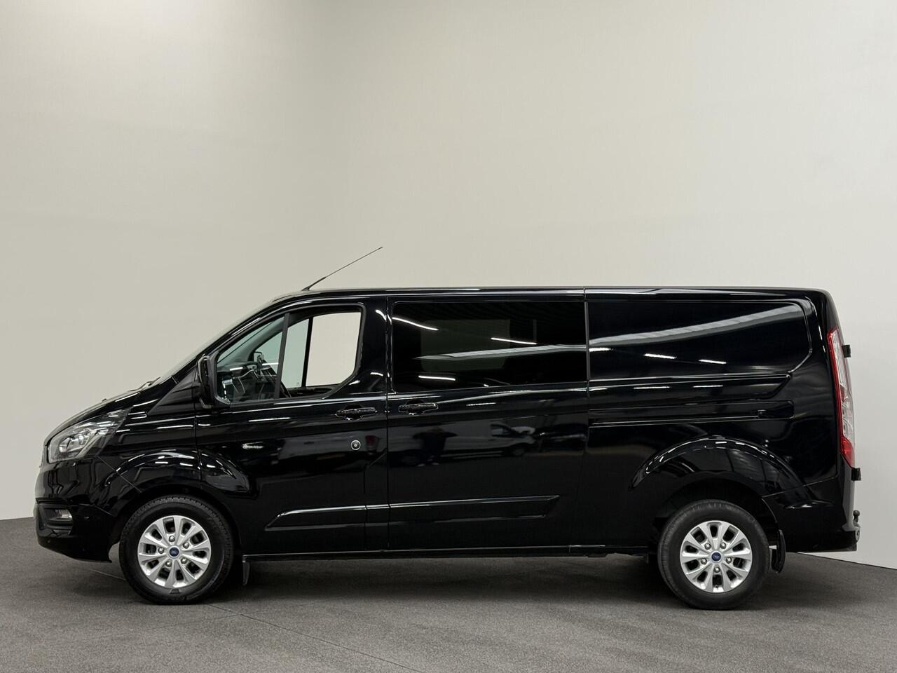 Ford TRANSIT CUSTOM 300 2.0 TDCI L2H1 Limited Dubbele cabine Automaat Navi Airco 2 Schuifdeuren Trekhaak PDC Carplay DAB