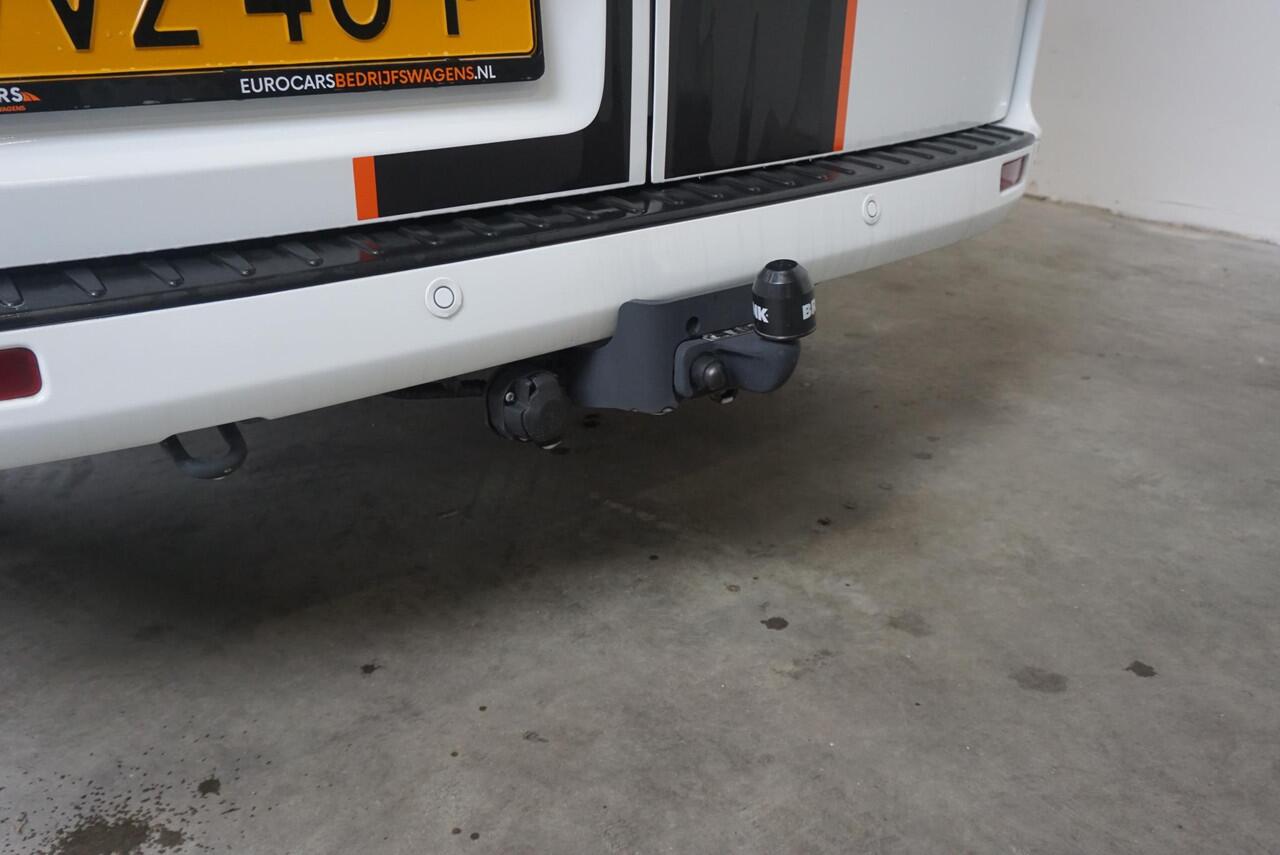 Ford TRANSIT CUSTOM 290 2.0 TDCI L2H1 Sport Edition 170PK Ford Transit Custom 290 2.0 TDCI L2H1 Sport Edition Airco Navi Cruise Adaptive Bluetooth Trekhaak
