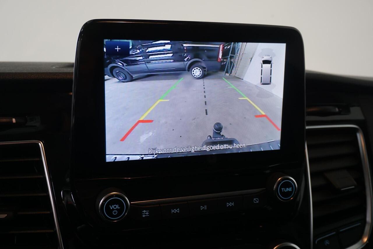 Ford TRANSIT CUSTOM 290 2.0 TDCI L2H1 Sport Edition 170PK Ford Transit Custom 290 2.0 TDCI L2H1 Sport Edition Airco Navi Cruise Adaptive Bluetooth Trekhaak