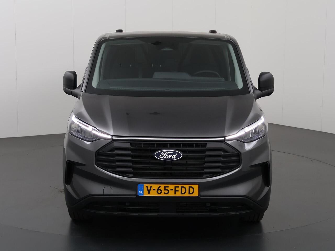 Ford TRANSIT CUSTOM 320 2.0 TDCI L2H1 Trend | Achteruitrijcamera| Apple Carplay | Digitaal dashboard | Parkeersensoren voor + Achter | Lichtmetalen velgen | Metallic lak | Direct Leverbaar