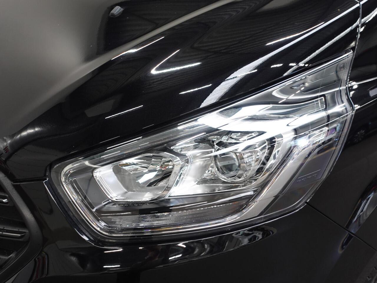 Ford TRANSIT CUSTOM 130pk Automaat L2H1 Trend Navigatie Cruise control Camera Parkeersensoren Trekhaak Airco