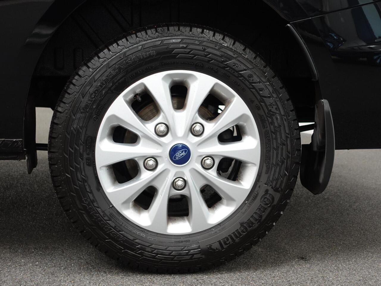 Ford TRANSIT CUSTOM 130pk Automaat L2H1 Trend Navigatie Cruise control Camera Parkeersensoren Trekhaak Airco