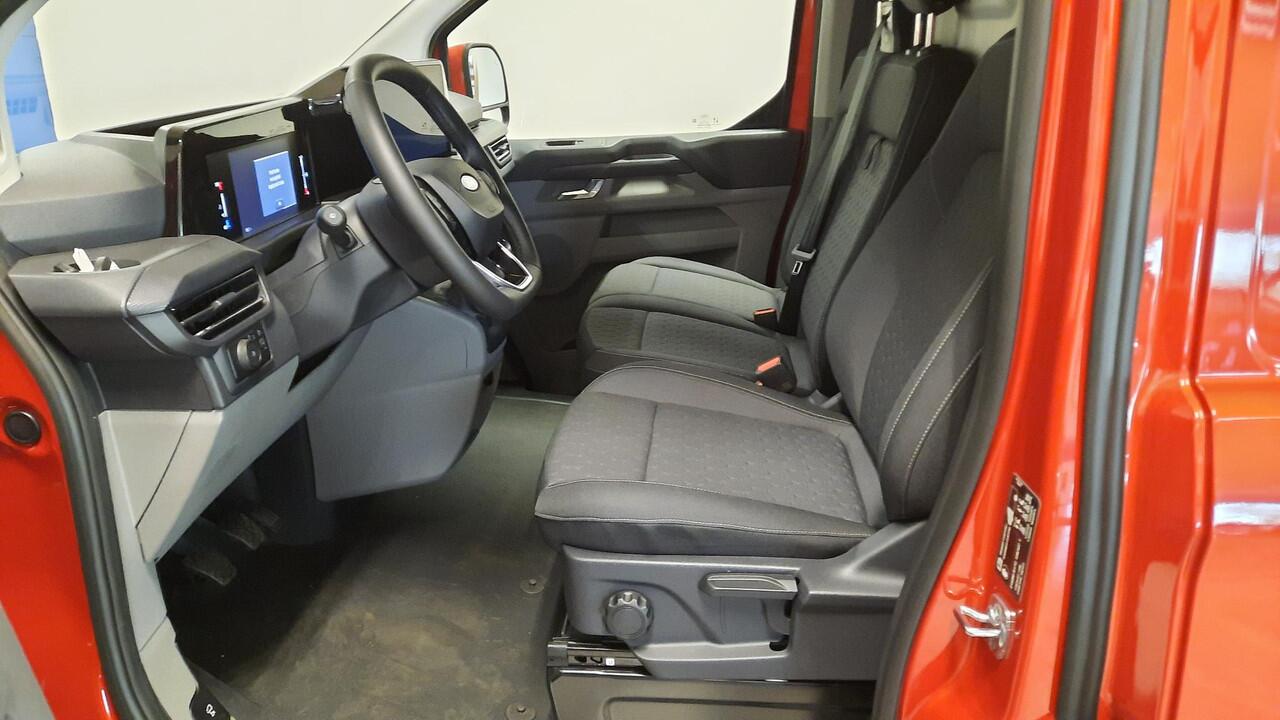 Ford TRANSIT CUSTOM 320 2.0 TDCI L2H1 Limited