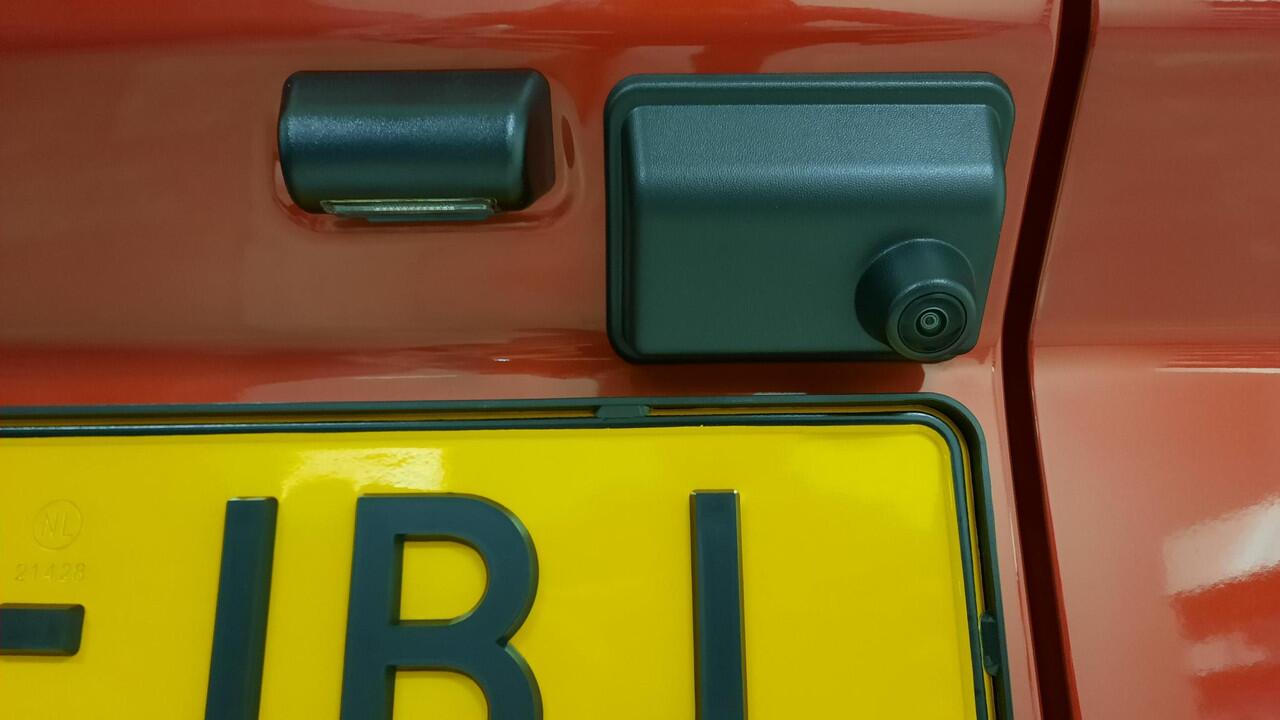 Ford TRANSIT CUSTOM 320 2.0 TDCI L2H1 Limited