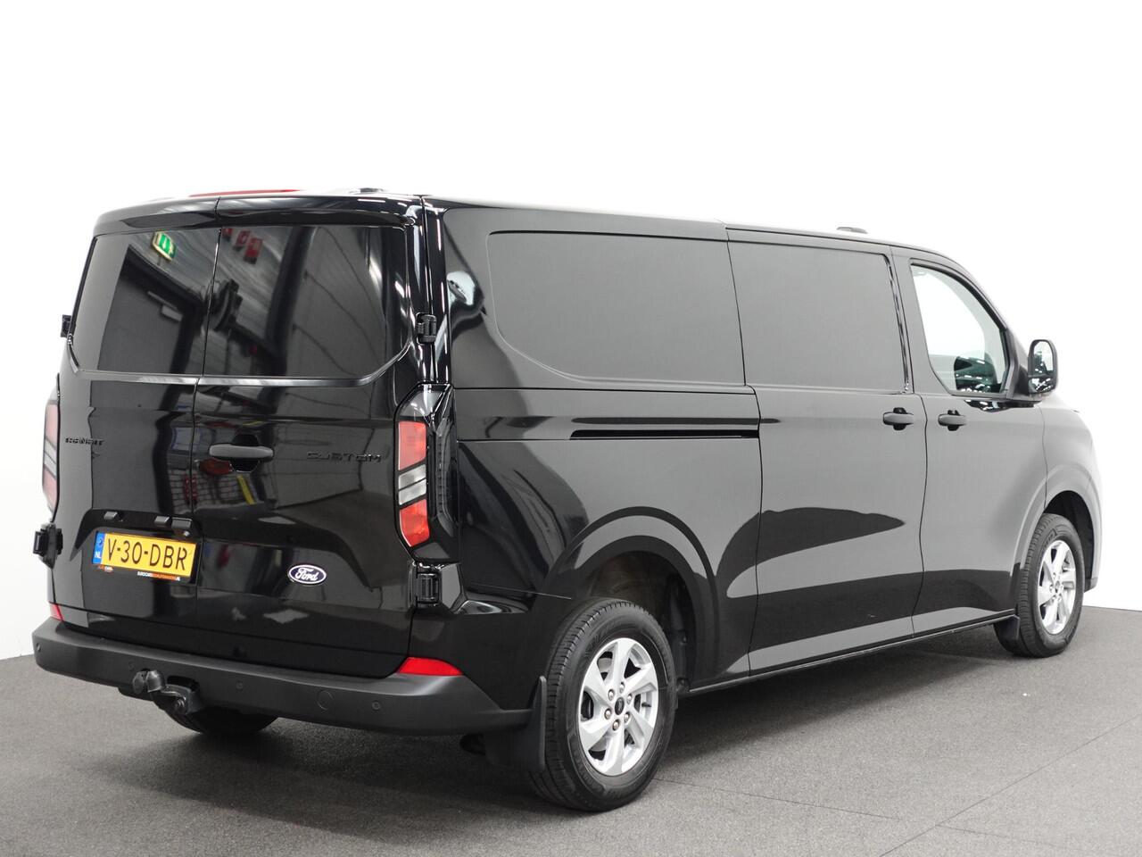 Ford TRANSIT CUSTOM L2H1 Trend Nieuw Model Navigatie Apple Carplay Camera Trekhaak Parkeersensoren Cruise control Airco