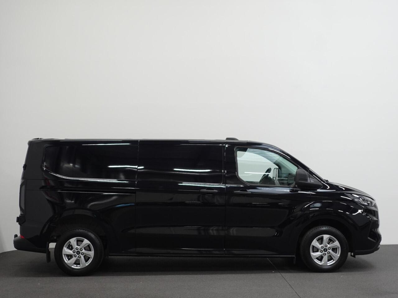 Ford TRANSIT CUSTOM L2H1 Trend Nieuw Model Navigatie Apple Carplay Camera Trekhaak Parkeersensoren Cruise control Airco