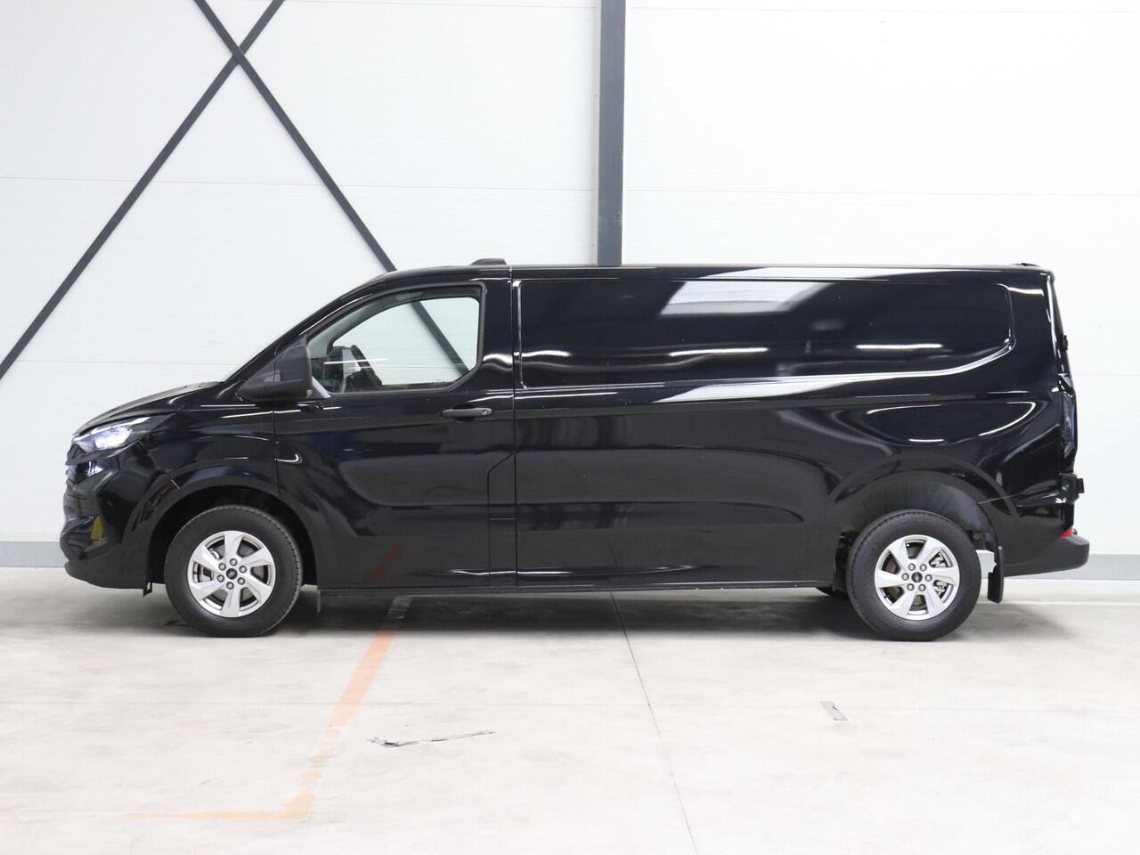 Ford TRANSIT CUSTOM 300 2.0 TDCI L2H1 Trend Nieuw Model Ford Transit Custom 300 2.0 TDCI L2H1 Trend NM Navi Cruise Camera Parkeersensoren Trekhaak