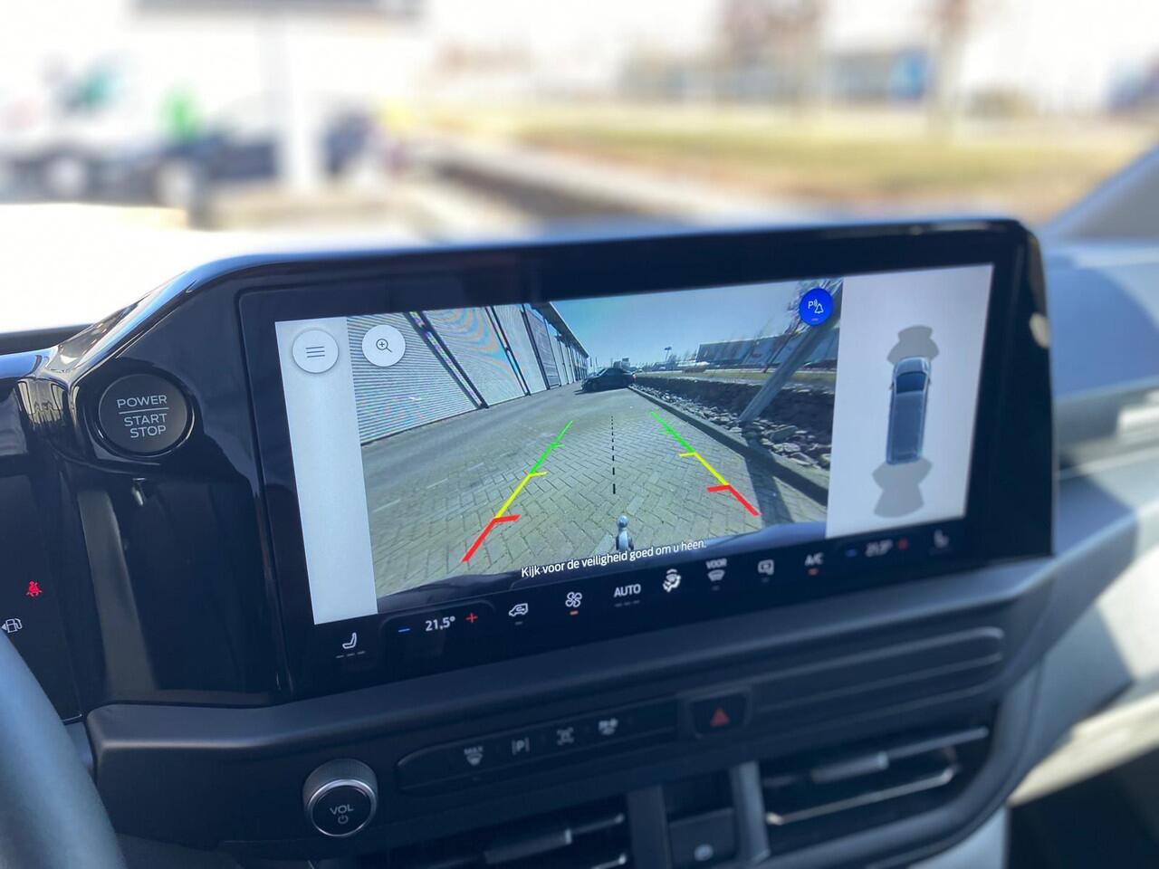 Ford TRANSIT CUSTOM 320 2.0 TDCI L2 H1 LIMITED | DUBBEL CABINE | 6-PERSOONS | 2X ZIJSCHUIFDEUR | WEGKLAPBARE TREKHAAK | BIJRIJDERSBANK | STOELVERWARMING | NAVIGATIE | SPIEGEL PAKKET | LED LAMPEN | VOORRUITVERWARMING | BIJRIJDERSBANK | PARKEERCAMERA