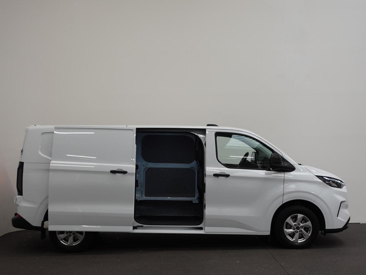 Ford TRANSIT CUSTOM Automaat L2H1 Trend Nieuw Model Ford Transit Custom Automaat L2H1 Trend NM Airco Navi Cruise PDC Camera