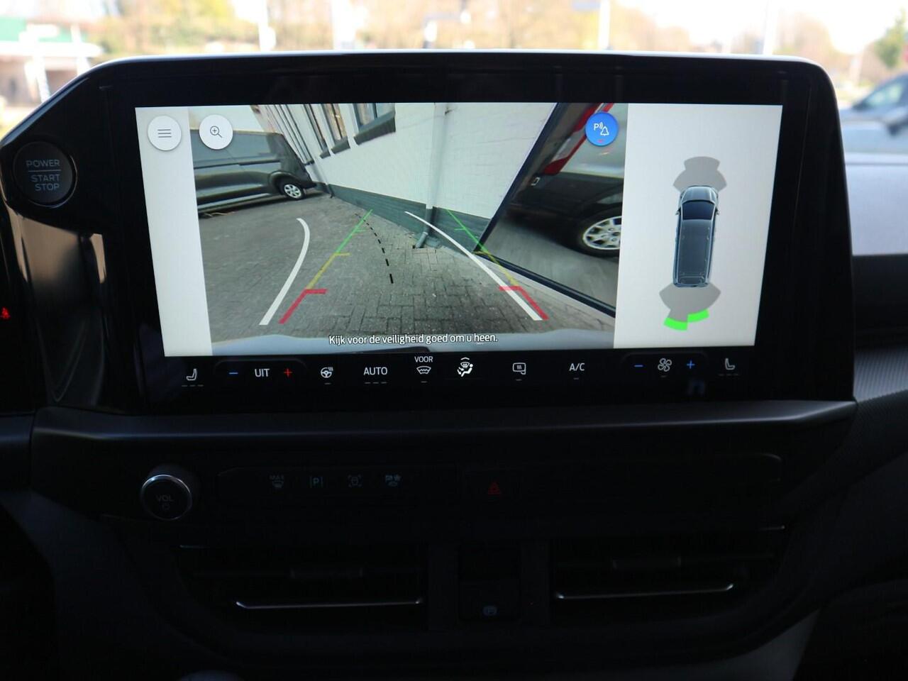 Ford TRANSIT CUSTOM 320 2.0 TDCI L2H1 Limited 136pk met Driver Assistance Pack Premium / BPM vrijstelling!