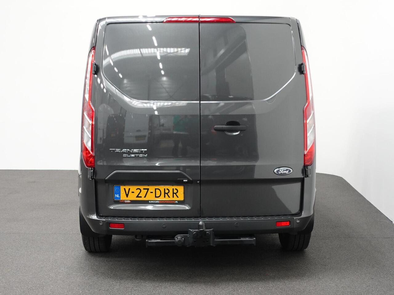 Ford TRANSIT CUSTOM 300 2.0 TDCI 130pk L2H1 Trend Automaat Airco Navigatie Cruisecontrol Camera Parkeersensoren Trekhaak Betimmering