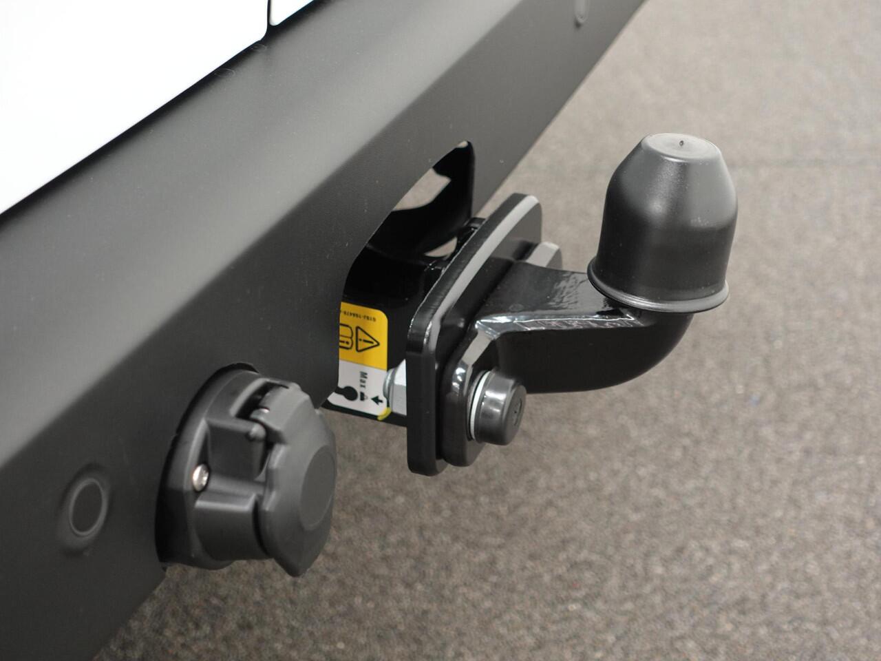 Ford TRANSIT CUSTOM 300 2.0 TDCI L2H1 Automaat Trend Nieuw Model! | Navigatie | Camera | Airco | Cruise Control | PDC | Carplay/Android Auto | Trekhaak