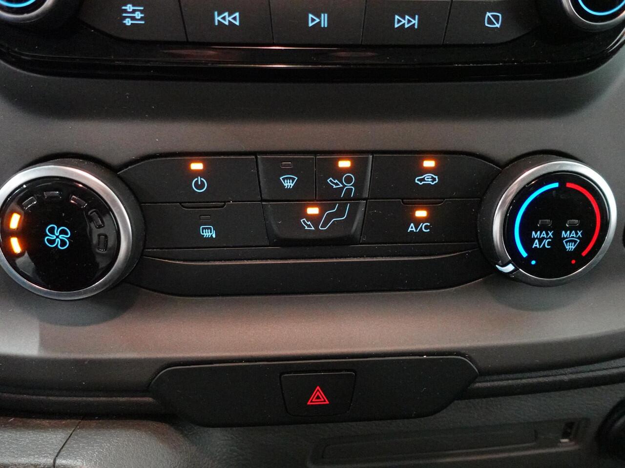 Ford TRANSIT CUSTOM 300 2.0 TDCI L2H1 Trend Aut. Airco Navi Cruisecontrol Camera PDCVA