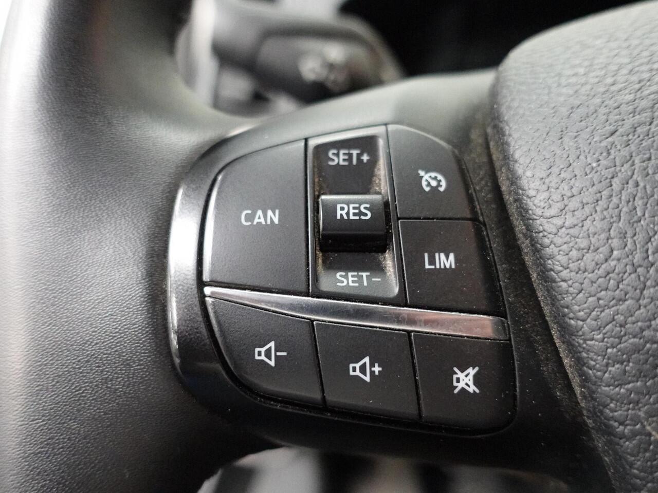 Ford TRANSIT CUSTOM 300 2.0 TDCI L2H1 Trend Aut. Airco Navi Cruisecontrol Camera PDCVA