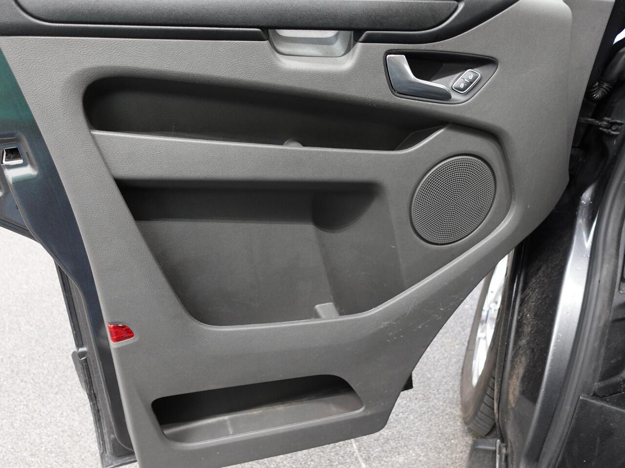 Ford TRANSIT CUSTOM 130pk Automaat L2H1 Trend Navi Cruise control Camera Parkeersensoren