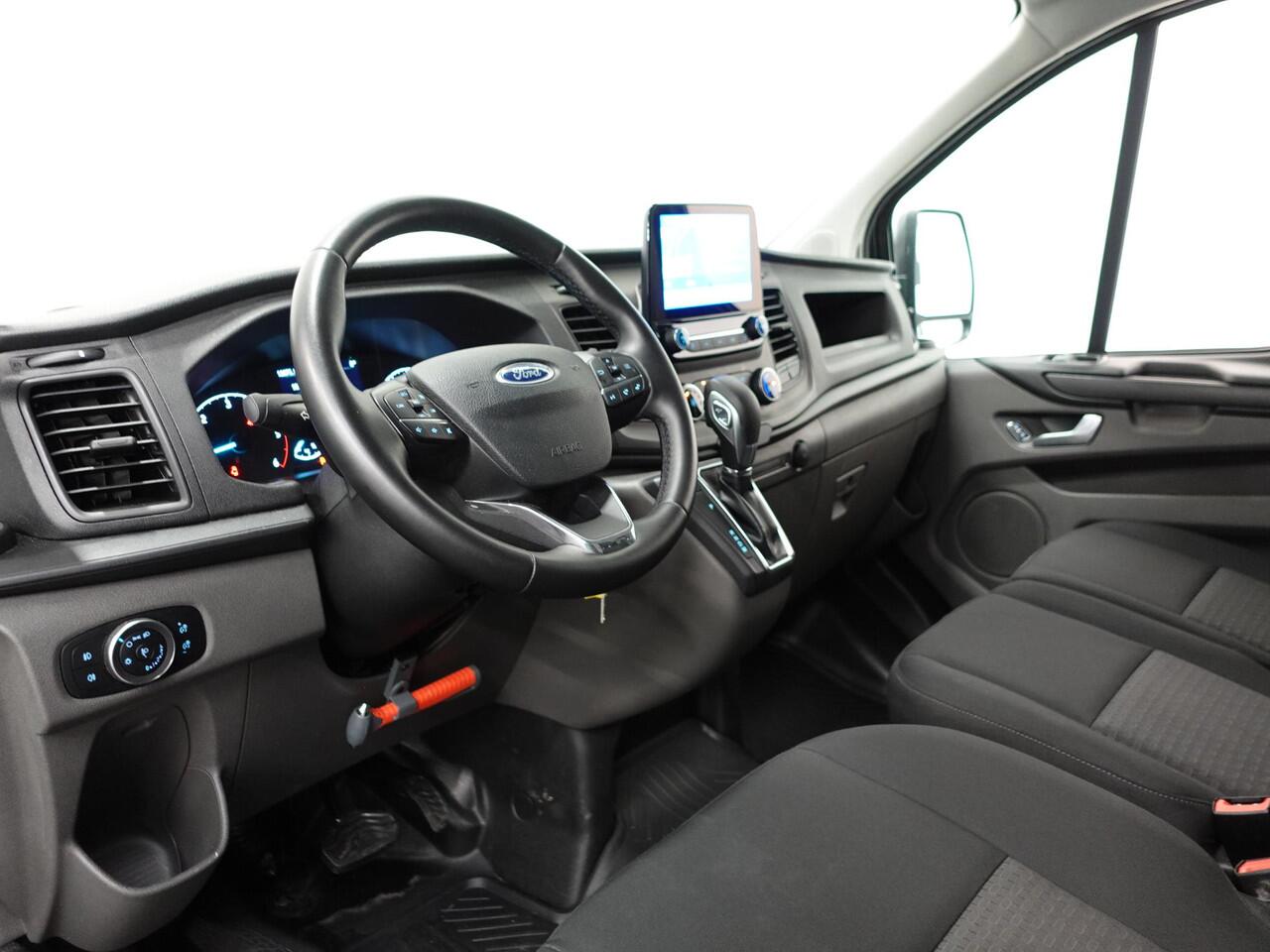 Ford TRANSIT CUSTOM 130pk Automaat L2H1 Trend Navi Cruise control Camera Parkeersensoren