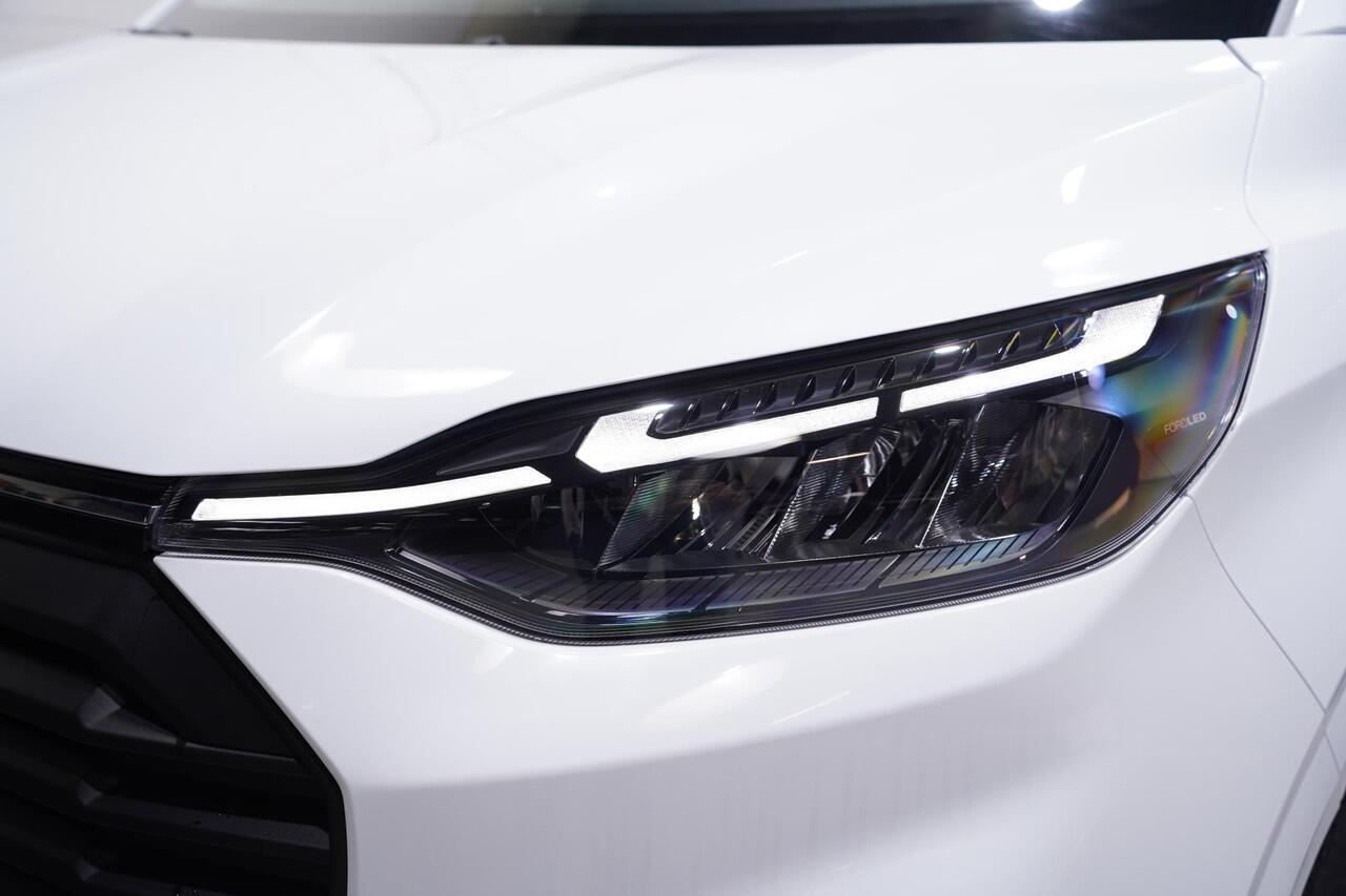 Ford TRANSIT CUSTOM 2.0 TDCI 136 pk L2 DC Black&White 6-Zits, BPM vrij, Camera, Spoilerpack, 19" LMV, Apple Carplay