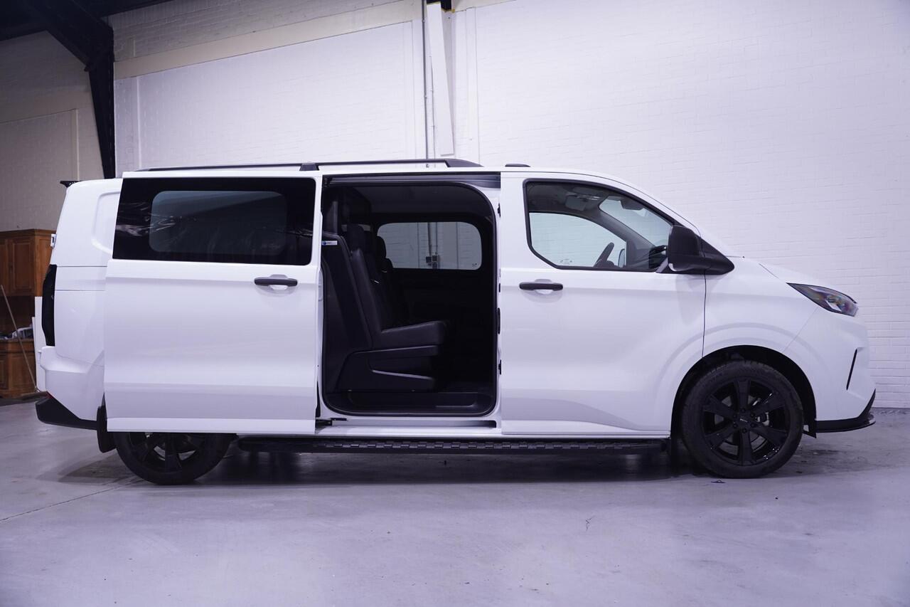 Ford TRANSIT CUSTOM 2.0 TDCI 136 pk L2 DC Black&White 6-Zits, BPM vrij, Camera, Spoilerpack, 19" LMV, Apple Carplay