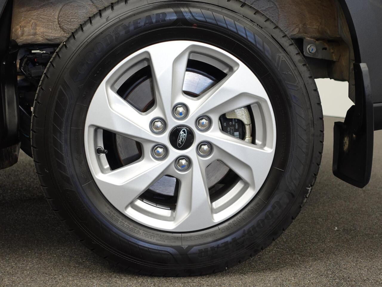 Ford TRANSIT CUSTOM 300 2.0 TDCI L2H1 Trend Nieuw Model! | Navigatie | Camera | Trekhaak | Parkeer sensoren | Cruise Control |