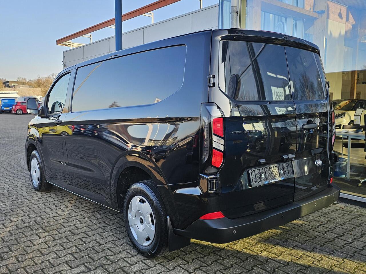 Ford TRANSIT CUSTOM 320 2.0 TDCI L1H1 Trend 136pk | Adaptieve Cruise | SYNC 4 Navigatie | Stoelverwarming | LED Koplampen | Verlengde fabrieksgarantie tot 09-2028
