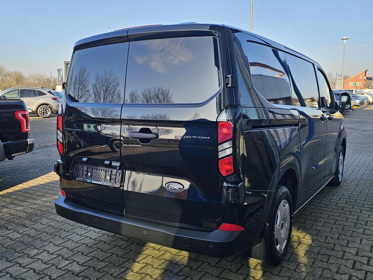 Ford TRANSIT CUSTOM 320 2.0 TDCI L1H1 Trend 136pk | Adaptieve Cruise | SYNC 4 Navigatie | Stoelverwarming | LED Koplampen | Verlengde fabrieksgarantie tot 09-2028