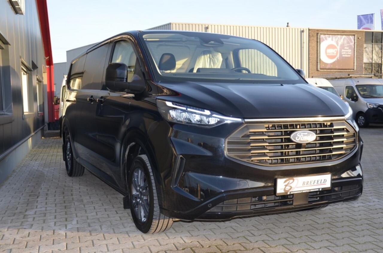 Ford TRANSIT CUSTOM 300 2.0 TDCI L2H1 Limited