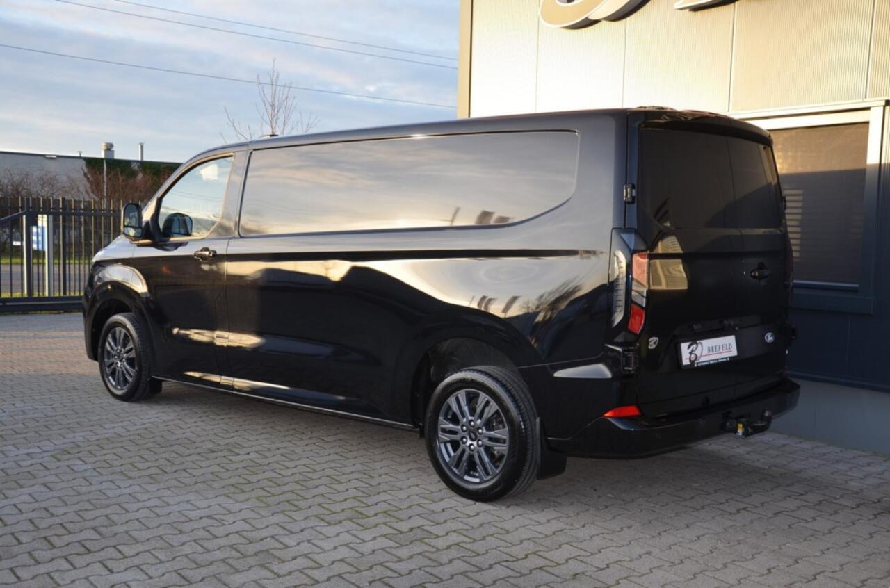Ford TRANSIT CUSTOM 300 2.0 TDCI L2H1 Limited