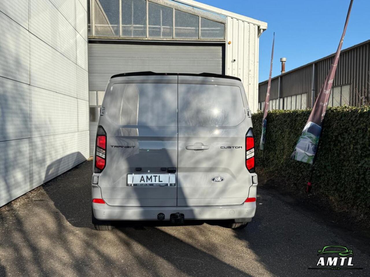 Ford TRANSIT CUSTOM - 300 2.0 TDCI L2H1 Limited DC