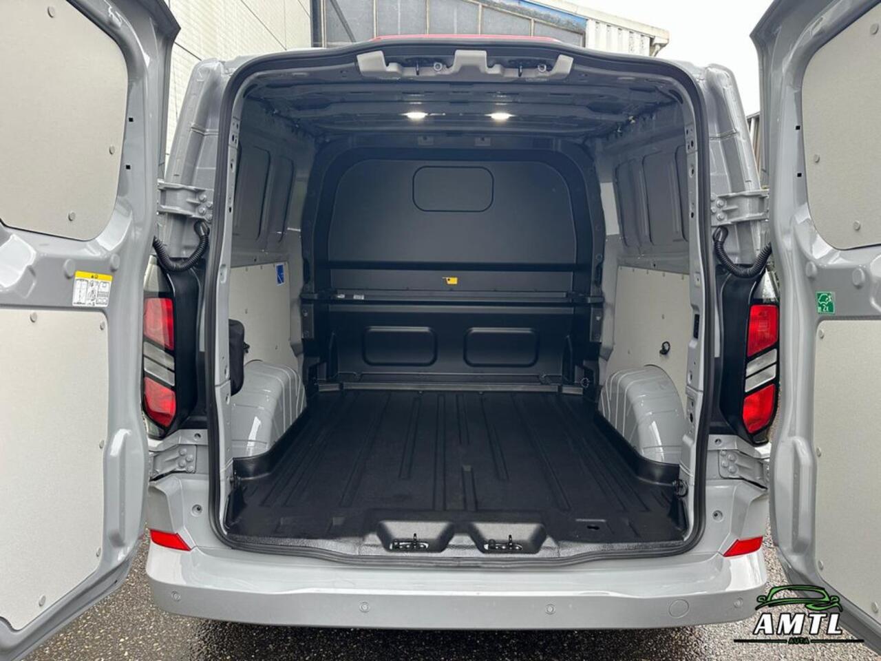 Ford TRANSIT CUSTOM - 300 2.0 TDCI L2H1 Limited DC