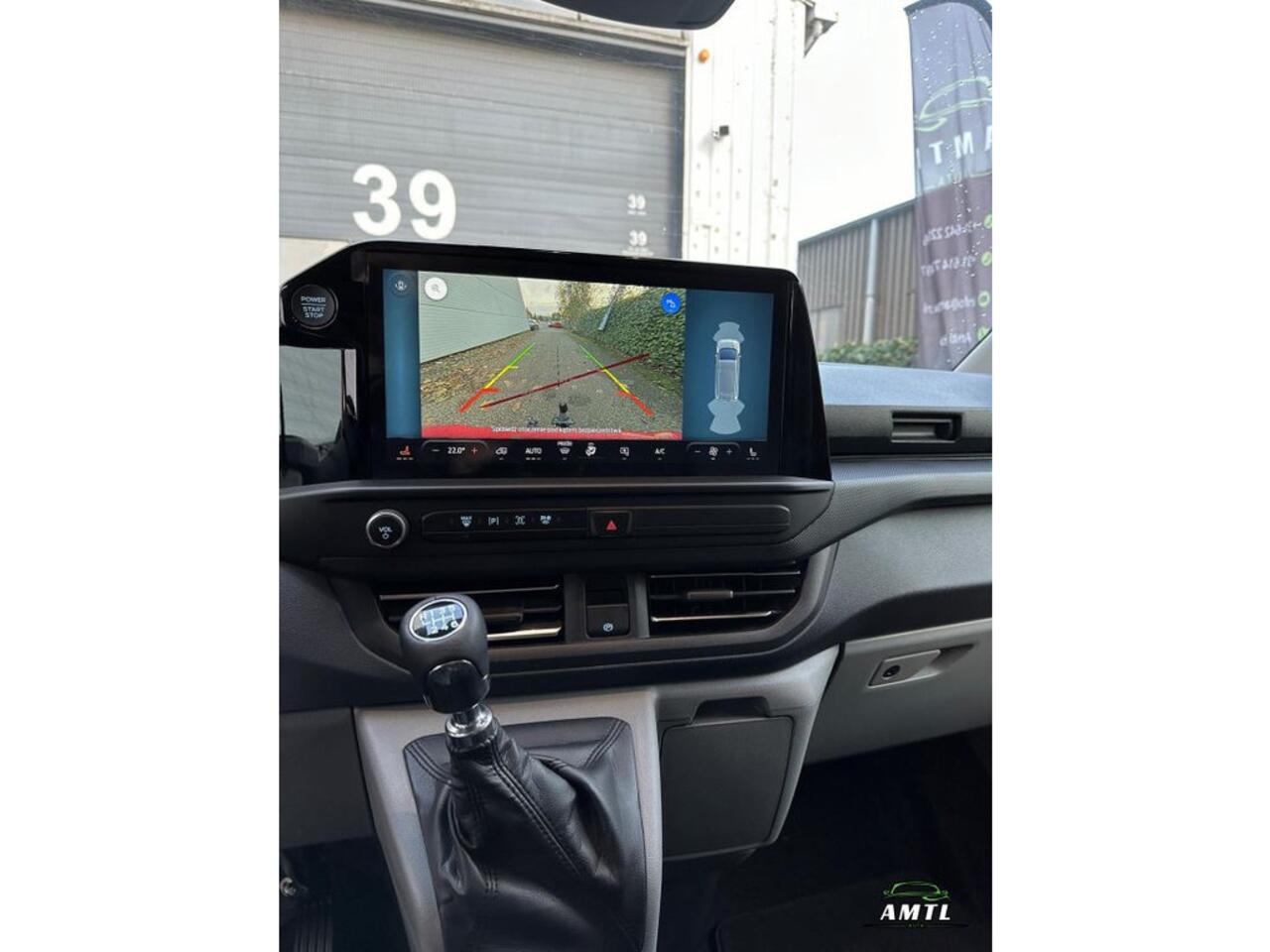 Ford TRANSIT CUSTOM - 300 2.0 TDCI L2H1 Limited DC