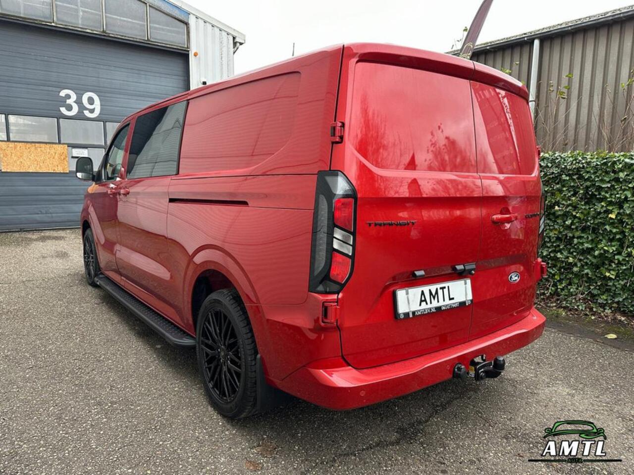 Ford TRANSIT CUSTOM - 300 2.0 TDCI L2H1 Limited DC