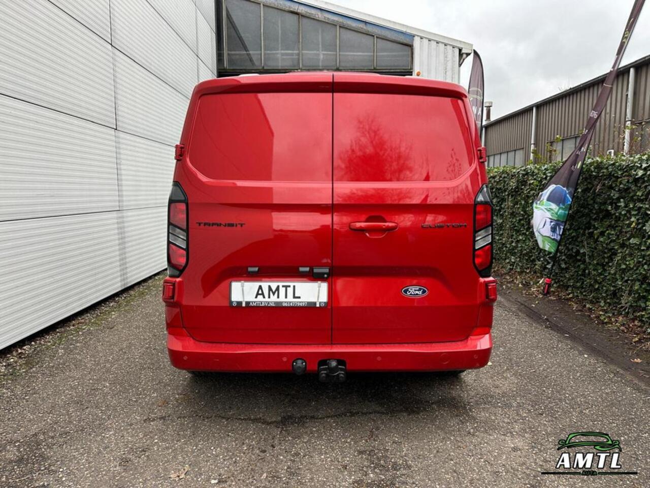 Ford TRANSIT CUSTOM - 300 2.0 TDCI L2H1 Limited DC