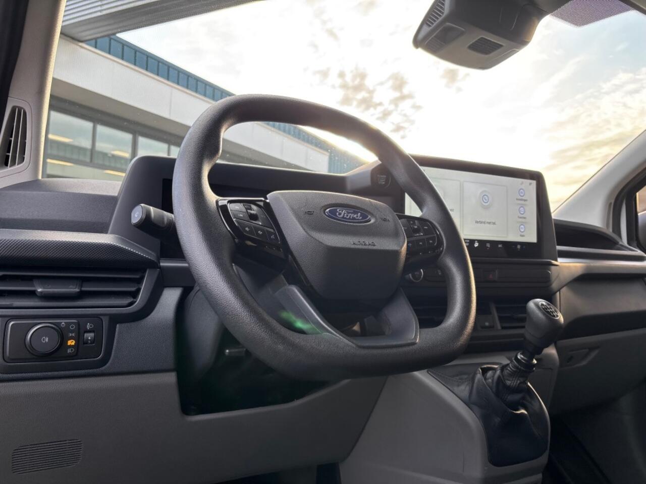 Ford TRANSIT CUSTOM 300 2.0 TDCI L2H1 AIRCO NAVI CARPLAY PDC-CAMERA.