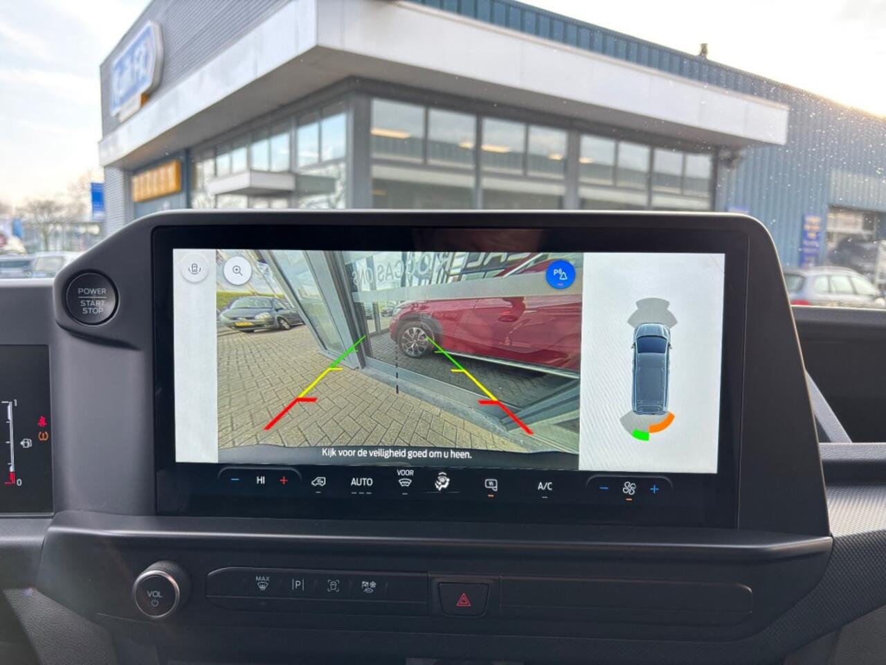 Ford TRANSIT CUSTOM 300 2.0 TDCI L2H1 AIRCO NAVI CARPLAY PDC-CAMERA.