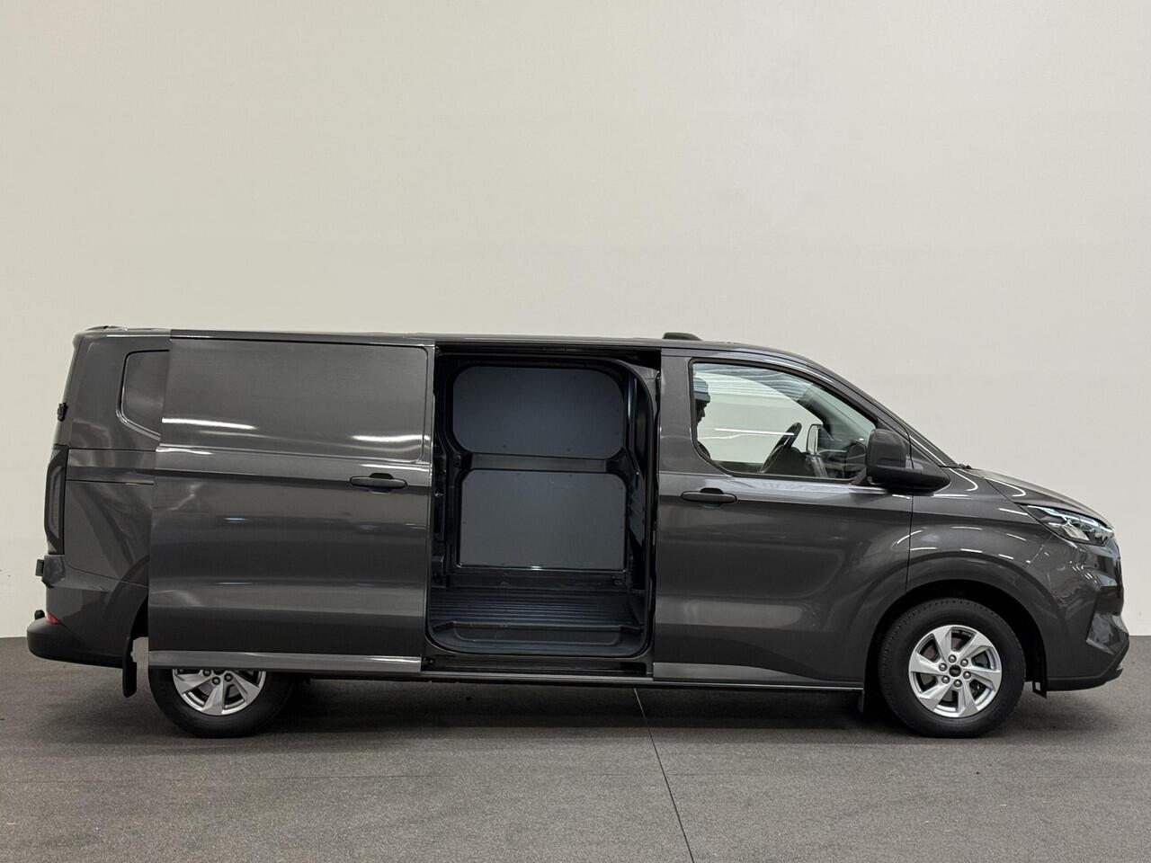 Ford TRANSIT CUSTOM 300 2.0 TDCI L2H1 Trend Nieuw Model Automaat Ford Transit Custom 300 2.0 TDCI L2H1 Trend NM Automaat Airco Navi PDC Camera