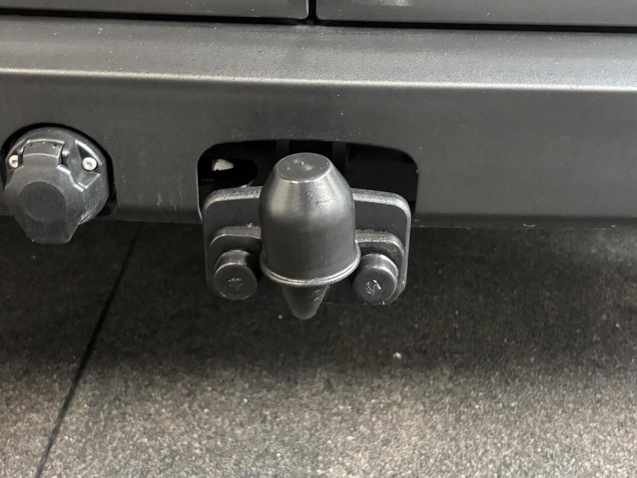 Ford TRANSIT CUSTOM 280 2.0 TDCI L2H1 Trend Nieuw Model Airco Cruise Navi PDC Camera Carplay