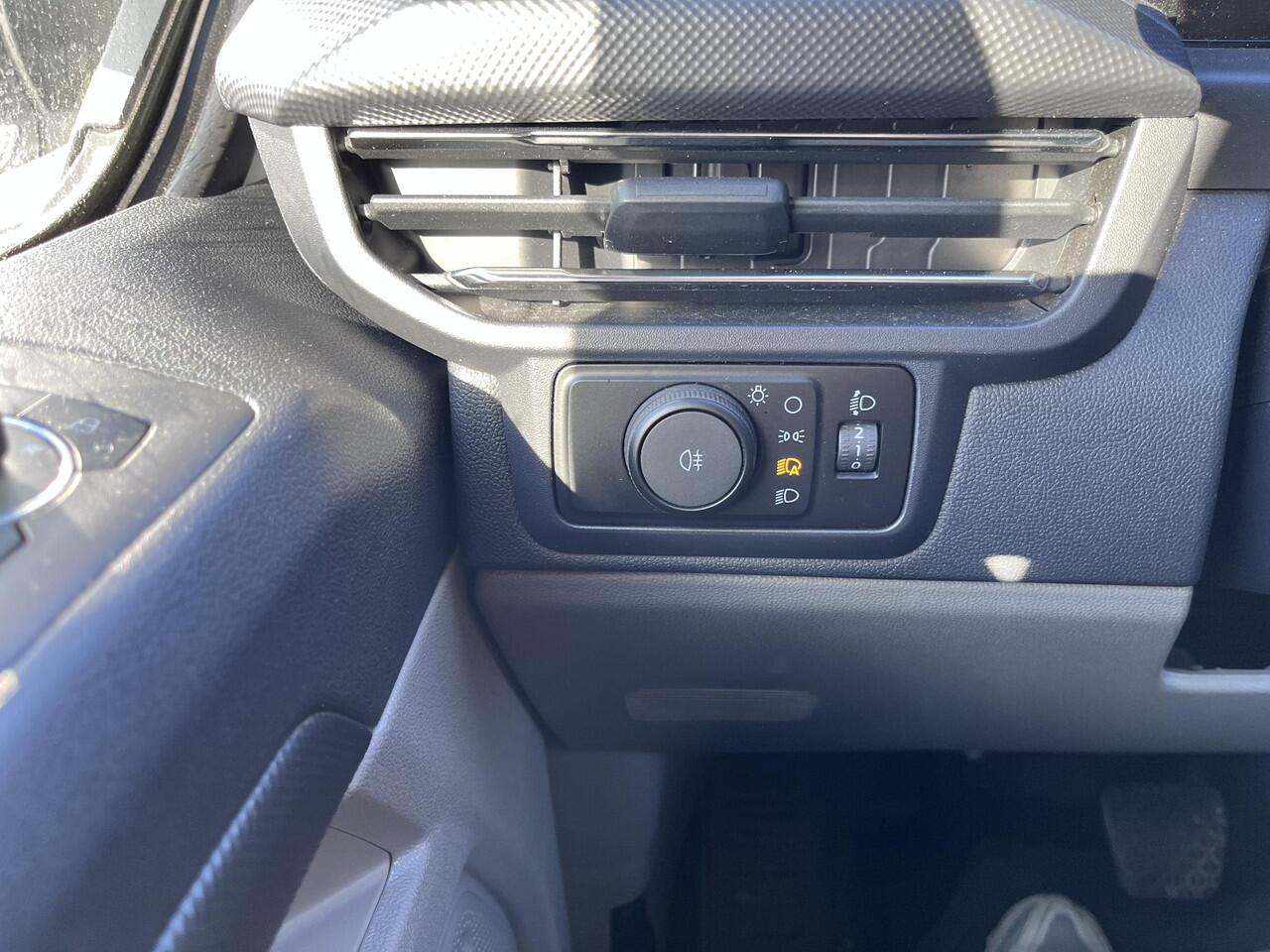 Ford TRANSIT CUSTOM 300 2.0 TDCI L1H1 Limited DC