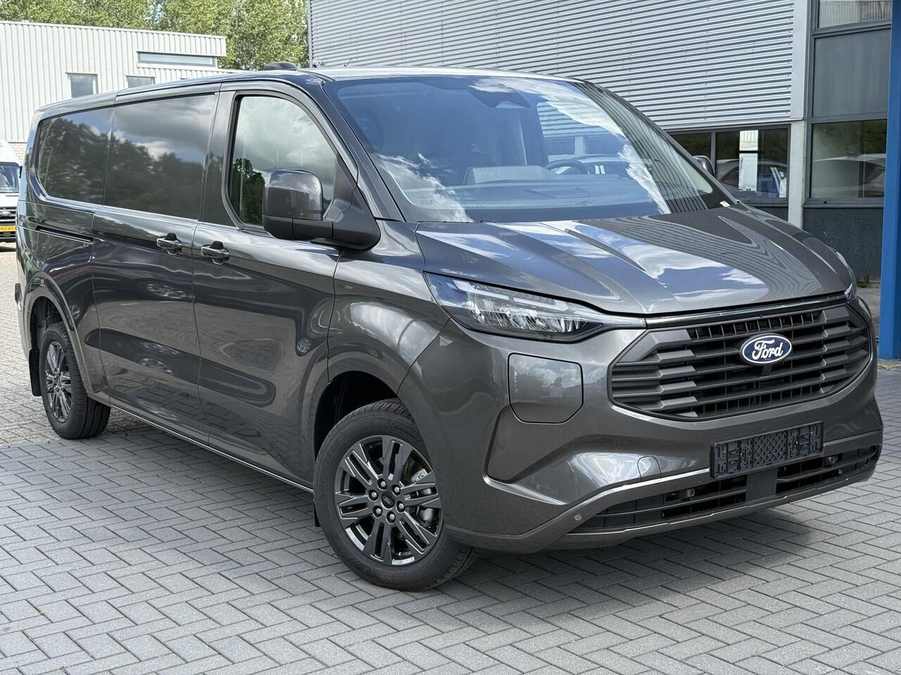 Ford TRANSIT CUSTOM 320 2.5 PHEV L2H1 Limited 233pk | 0,99% Renteactie! | Zuid | Driver Assistance pack Premium | Wegklapbare Trekhaak | Verwarmd Stuurwiel | 17 inch Licht metalen Velgen | B&O Speakers