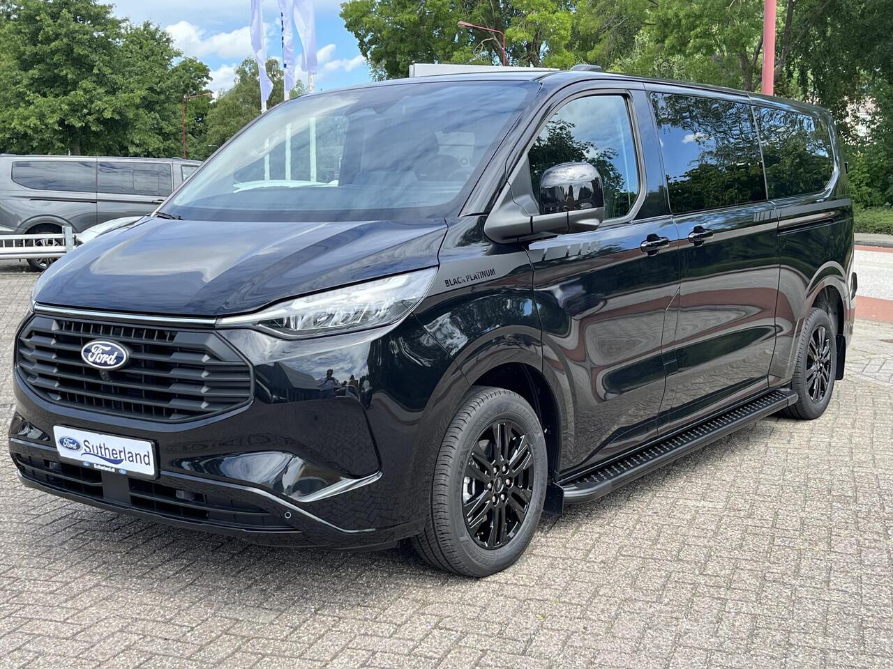 Ford TRANSIT CUSTOM 320 2.5 PHEV L2H1 Black Platinum DC Prijs is excl. BTW incl. BPM | SCI | 233pk | Netto bijtelling 2025 vanaf 461,- per maand! | Driver Assistance Pack Ultimate | Dubbele Zijschuifdeuren
