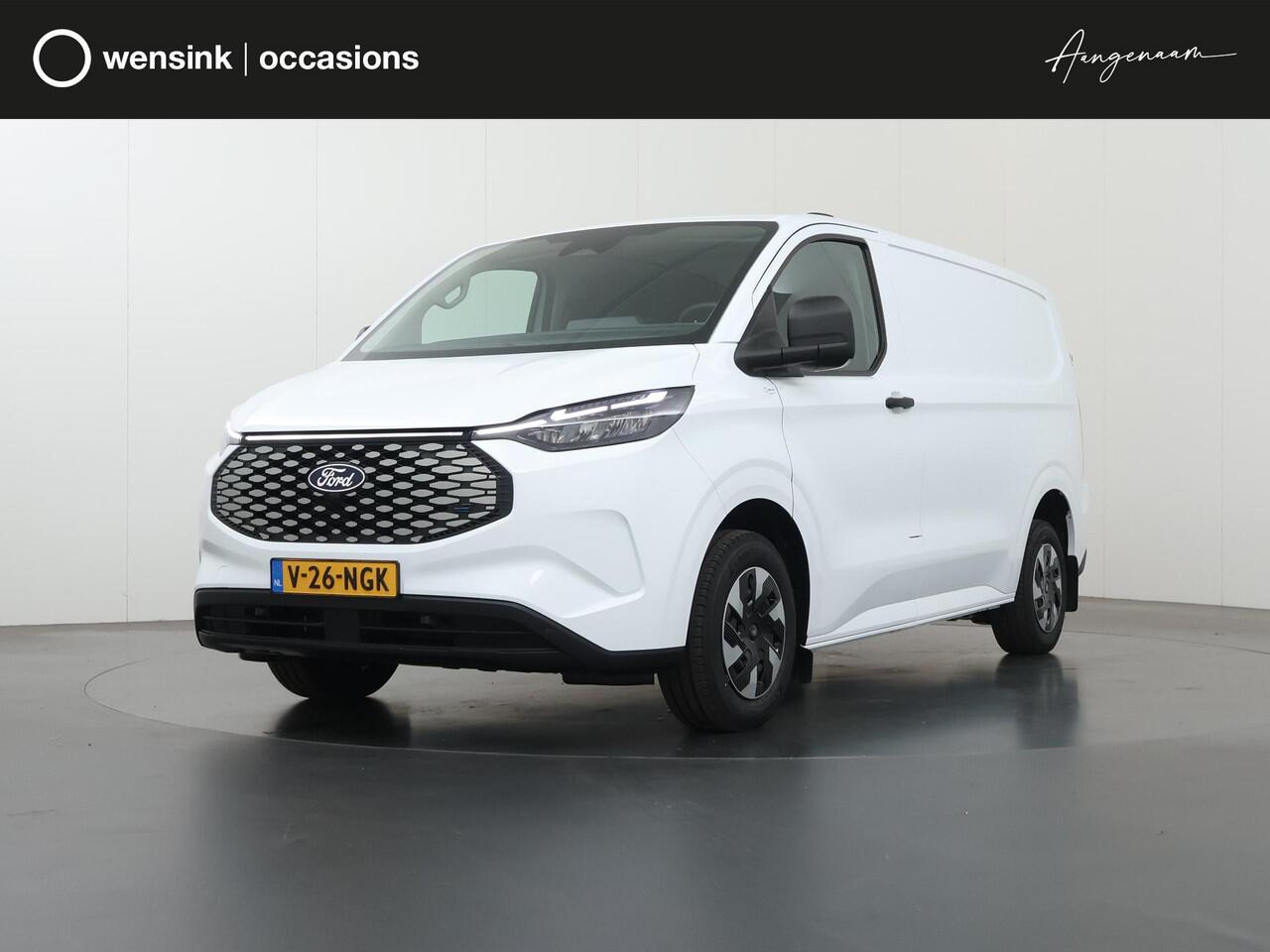 Ford TRANSIT CUSTOM E-Transit 320 | L1 H1 | Trend | 65 kWh | 2300 KG. AHW | Climate Control | Apple Carplay / Android Auto | 328 KM Range | Voorruitverwarming | Stoelverwarming | LED Koplampen | Achterdeuren |