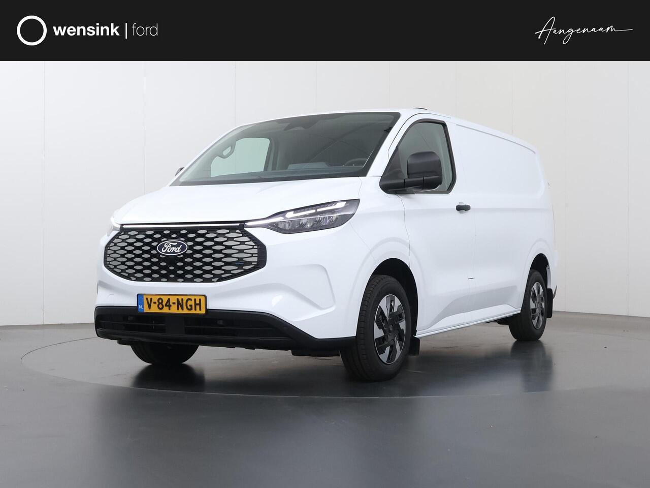 Ford TRANSIT CUSTOM E-Transit 320 | L1 H1 | Trend | 65 kWh | 2300 KG. AHW | Climate Control | Apple Carplay / Android Auto | 328 KM Range | Voorruitverwarming | Stoelverwarming | LED Koplampen | Achterdeuren |