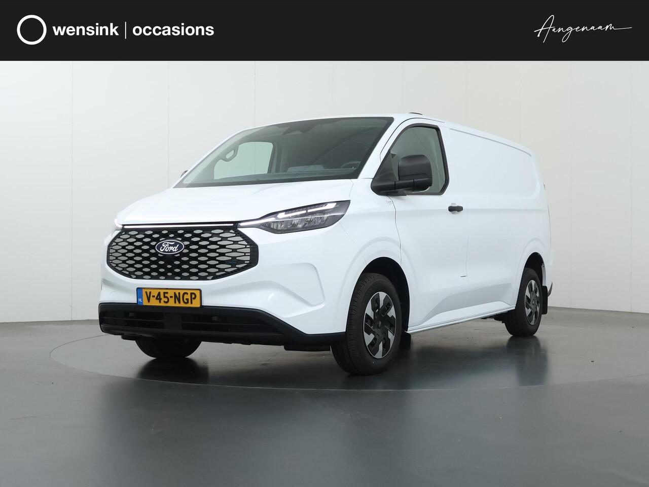 Ford TRANSIT CUSTOM E-Transit 320 | L1 H1 | Trend | 65 kWh | 2300 KG. AHW | Climate Control | Apple Carplay / Android Auto | 328 KM Range | Voorruitverwarming | Stoelverwarming | LED Koplampen | Achterdeuren |