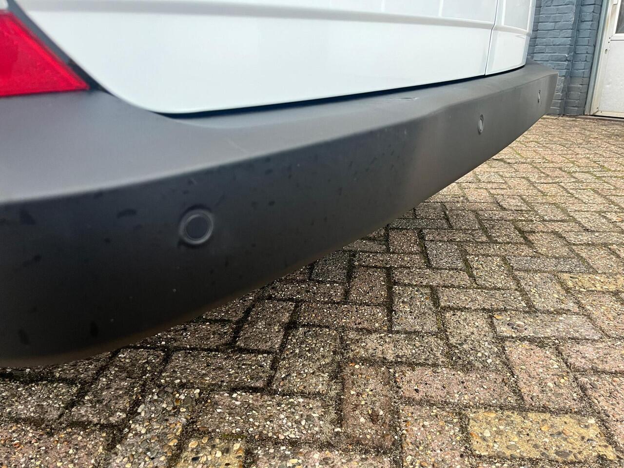 Ford TRANSIT CUSTOM E-Transit 320 L1H1 Trend 65 KwH Direct leverbaar