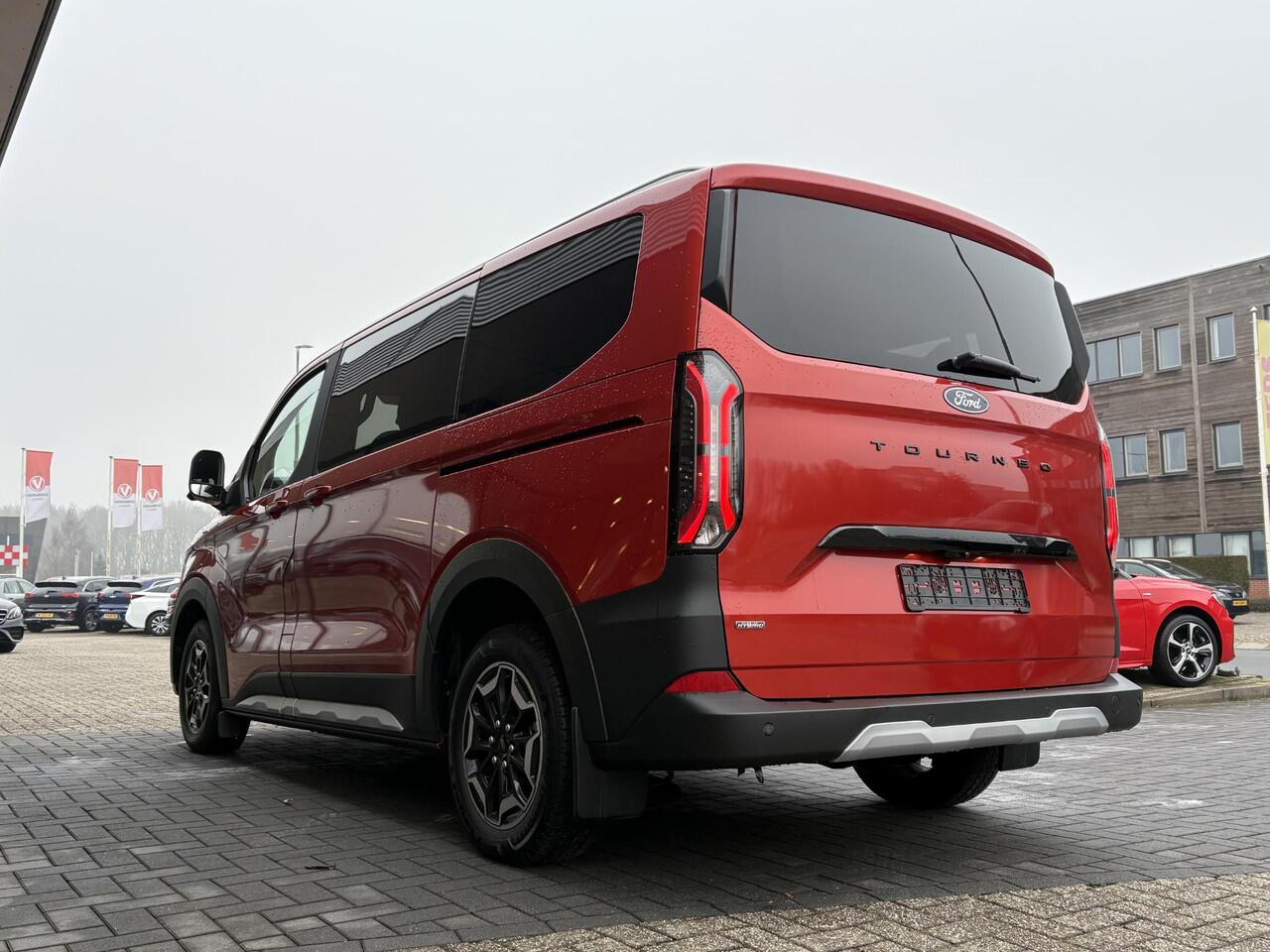 Ford TRANSIT CUSTOM Tourneo 340 2.5 PHEV L1H1 Active Zuid | 233pk | Driver Assistance Pack | Stuur en stoelverwarming | 8 persoons! INCL BTW/BPM | Verlengde Fabrieksgarantie tot 05-2029