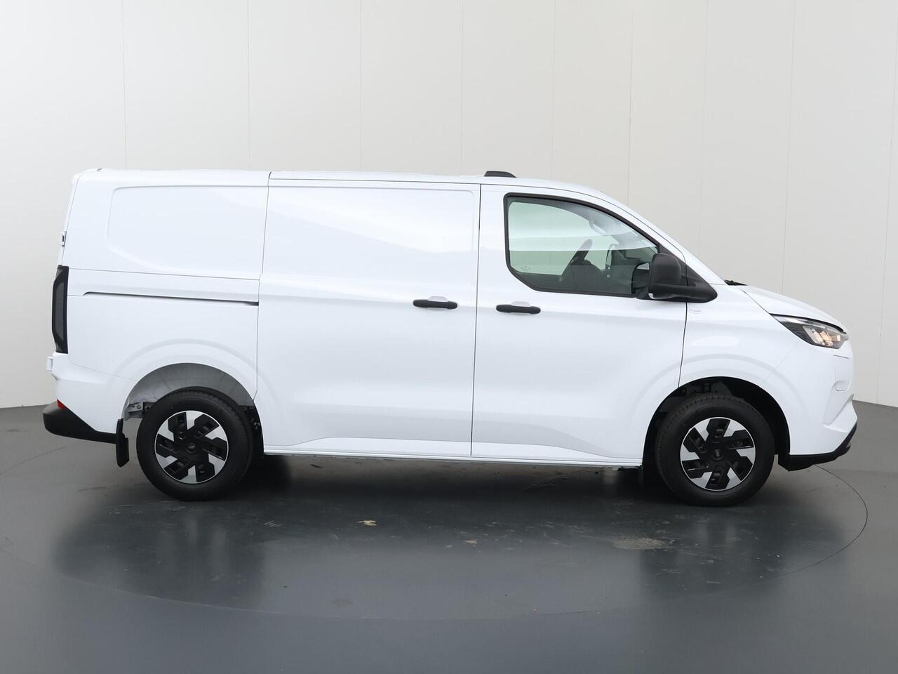 Ford TRANSIT CUSTOM 320 | 2.5 PHEV | L1 H1 | Trend | PLUG IN HYBRIDE | CLIMATE CONTROL | CRUISE CONTROL | PARKEERCAMERA | CARPLAY / ANDROID AUTO | LAADRUIMTE PAKKET | BIJRIJDERSBANK