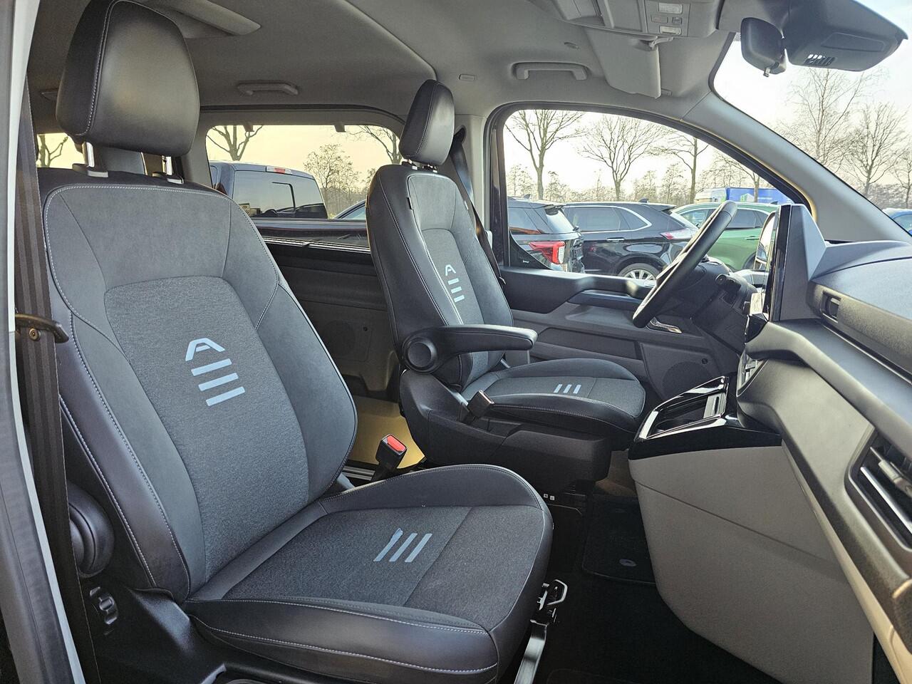 Ford TRANSIT CUSTOM Tourneo 340 2.5 PHEV L2H1 Active 233pk | Adaptieve Cruise | Stuurverwarming | 8 Pers | Prijs incl. BTW en BPM | Wegklapbare Trekhaak | Dubbele Schuifdeur | BLIS | B&O Audio | Verlengde Fabrieksgarantie tot 05-2029