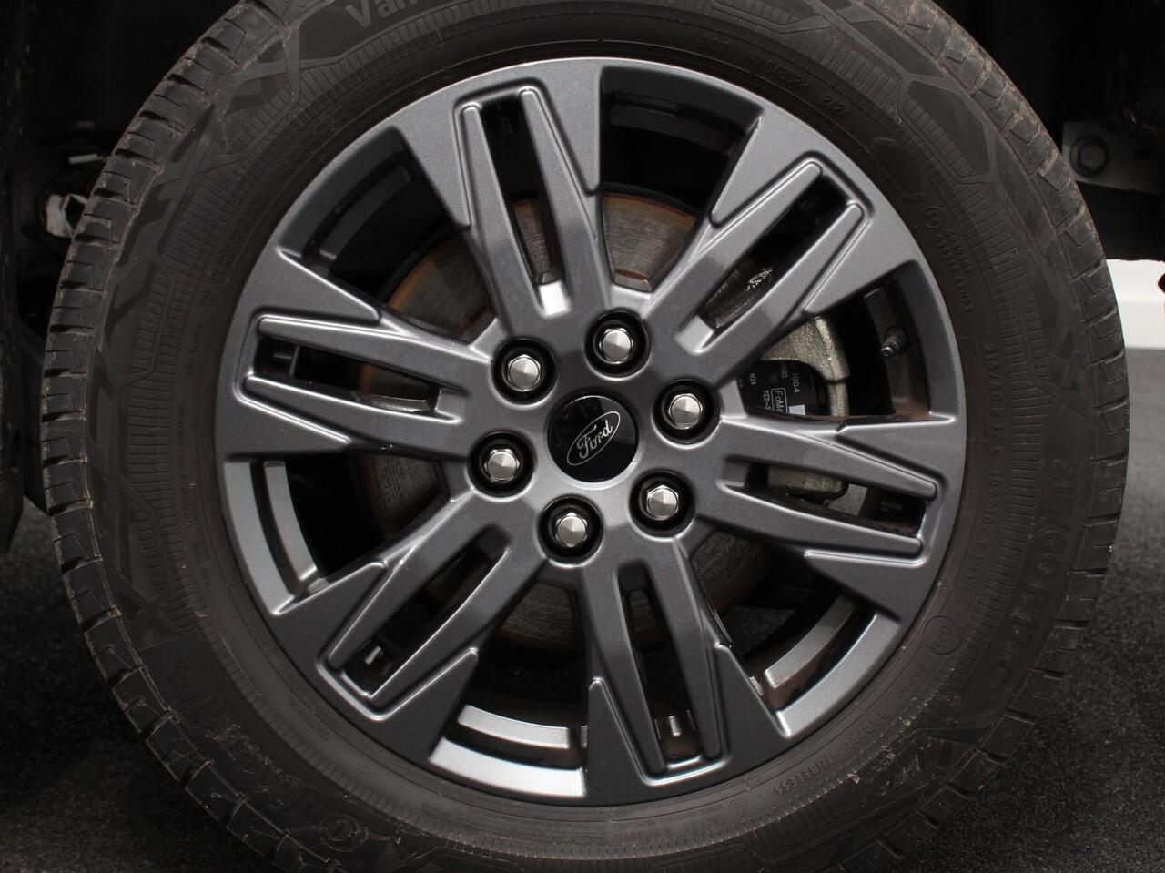 Ford TRANSIT CUSTOM 340 L2H1 Limited 65 kWh 8 persoons Cruise Control | Airco | Lichtmetalen Velgen | Extra getint glas