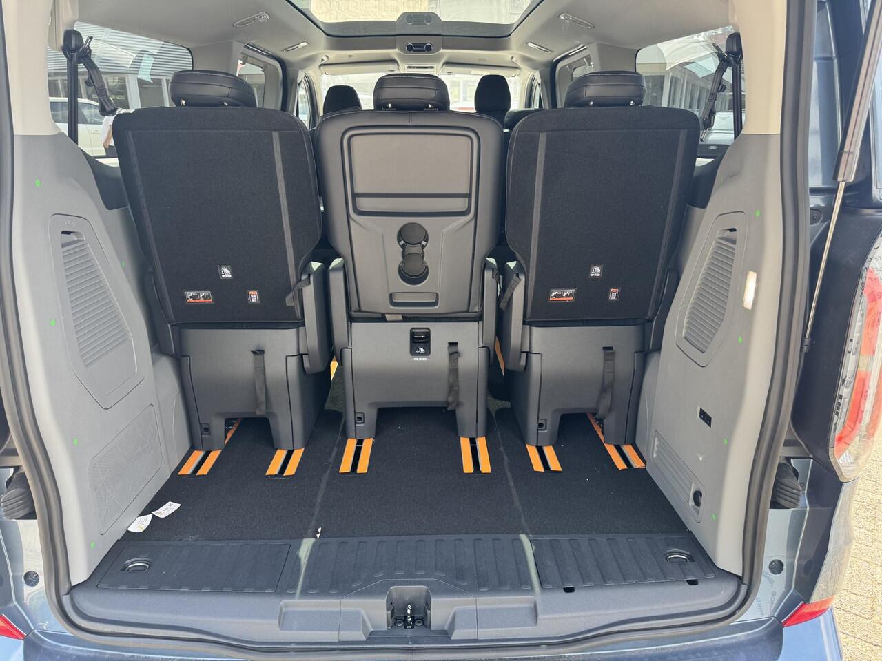 Ford TRANSIT CUSTOM Tourneo 340 2.5 PHEV L2H1 Titanium X 233pk | Incl. BTW/BPM Rijklaar | Handsfree elektrische dubbele zijschuifdeuren | 16-Weg elektrsich verstelbare AGR-stoel | Inklapbare trekhaak | Tourneo Luxury Pack | Verwarmbaar stuurwiel